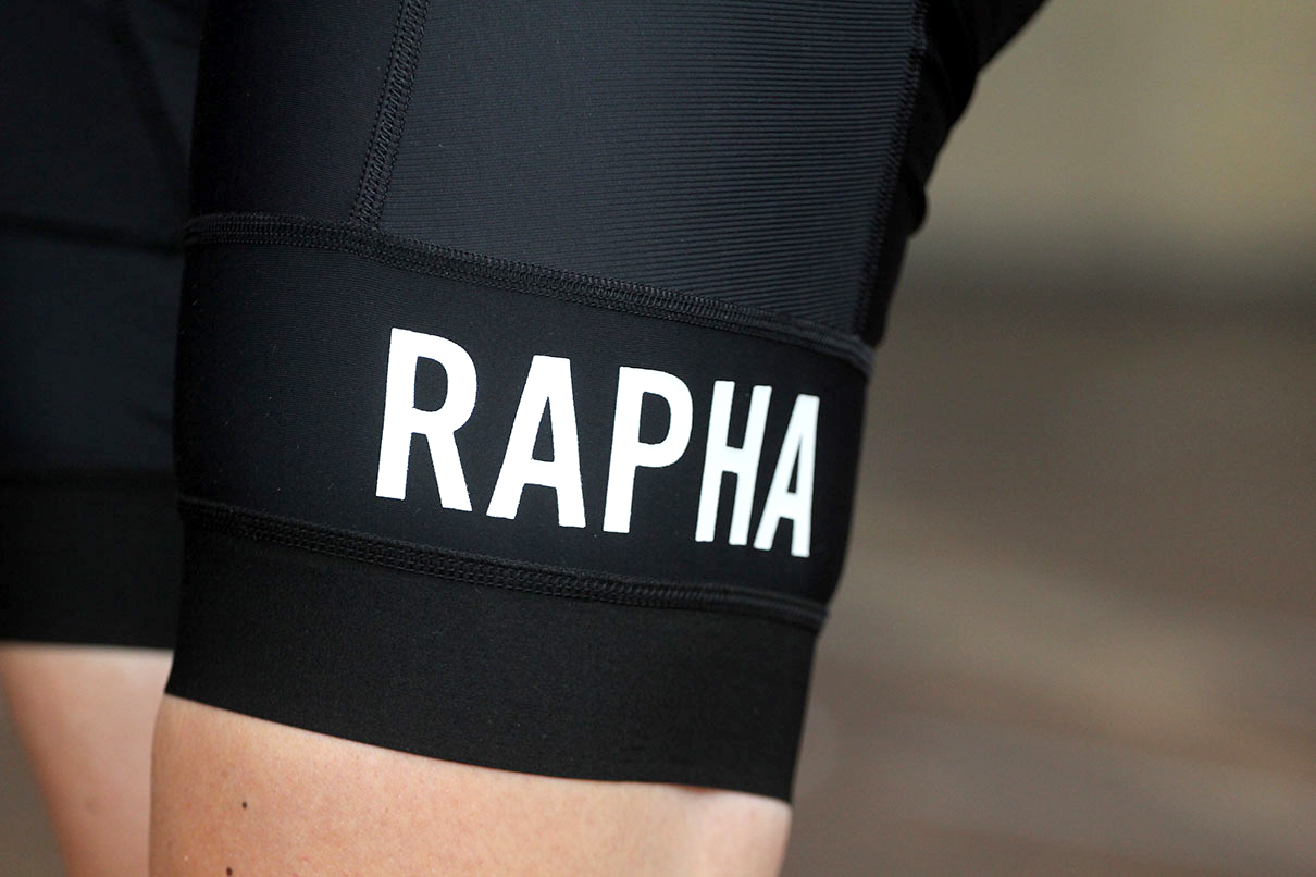 rapha pro team bib shorts review